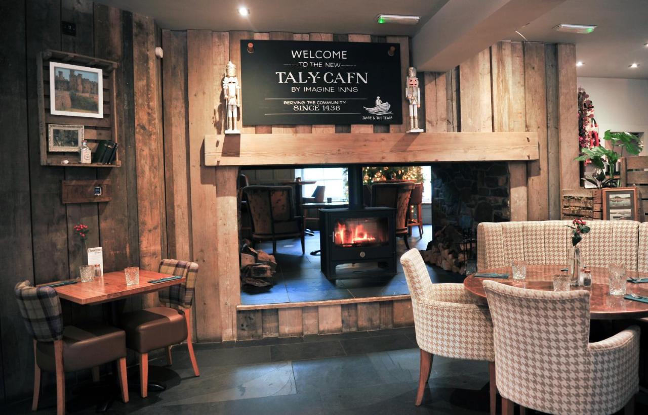 The Tal-Y-Cafn Hotel 康威 外观 照片